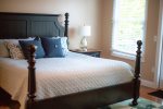 Lakefront Rendezvous Master suite